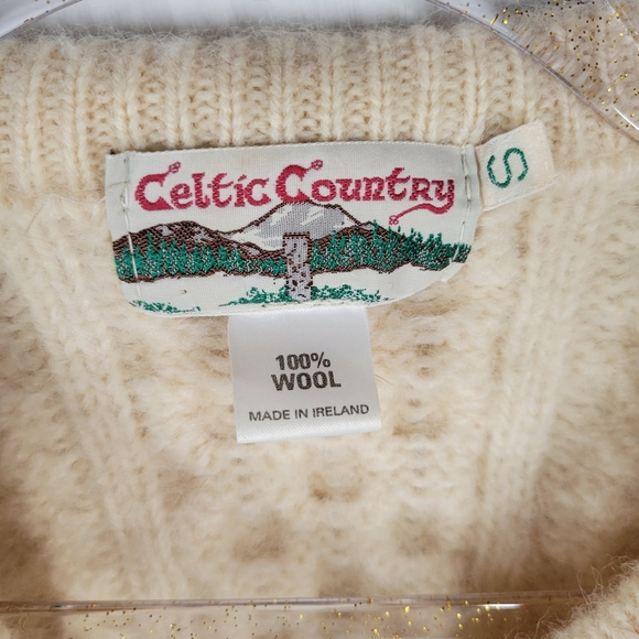 Celtic Country  Cream Heavy 100% Wool Cardigan Sweater Women Size Small - Picture 3 of 5